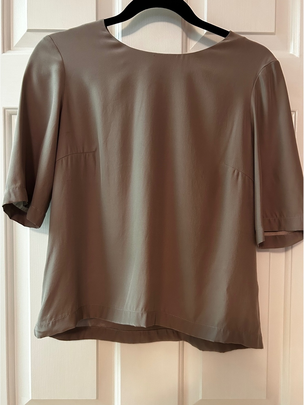 Amanda Uprichard Taupe Silk Blouse with Back Zipper, Size Small